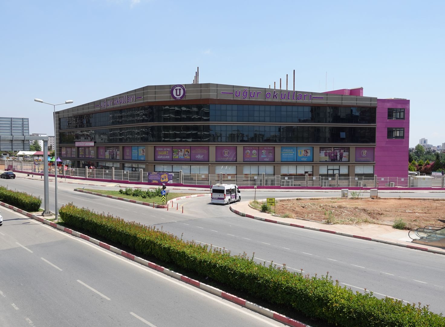 Uğur Okulları